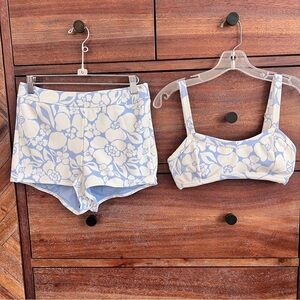 Floral Blue and White Women's bathing suit